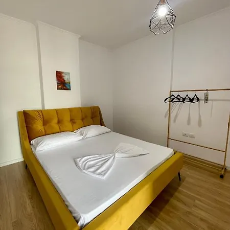 Luxury 아파트